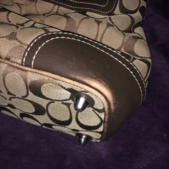 🇺🇸2/$40 Authentic Coach shoulder purse - Picture 5 of 8